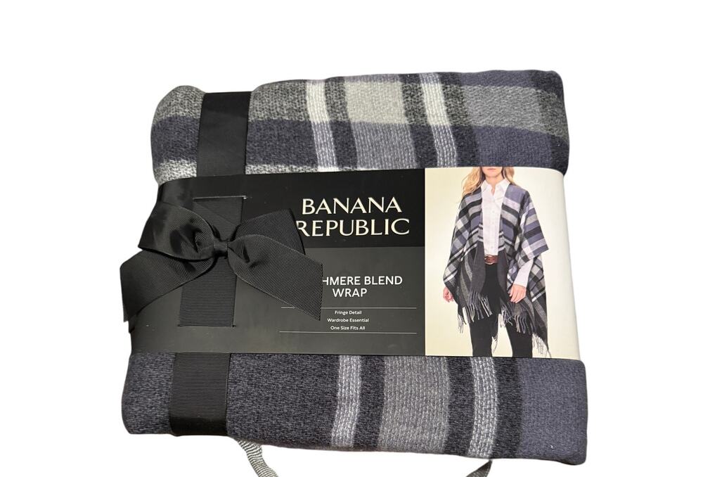 Banana Republic Cashmere Blend Blanket Wrap Karen Plaid Purple Fringe Womens OS